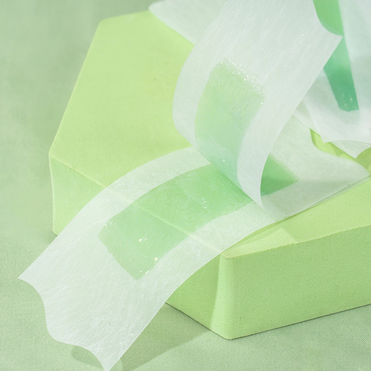 Aloe Scent Hair Removal Wax Strips, 100 Sheets / 50 Pcs Double Sided Wax Papers, For Men & Women, No Tools Needed, Freely Cuttable, For Face, Eyebrow, Lip, Underarm & Whole Body Depilation, Portable Travel Must-have Wax Strips