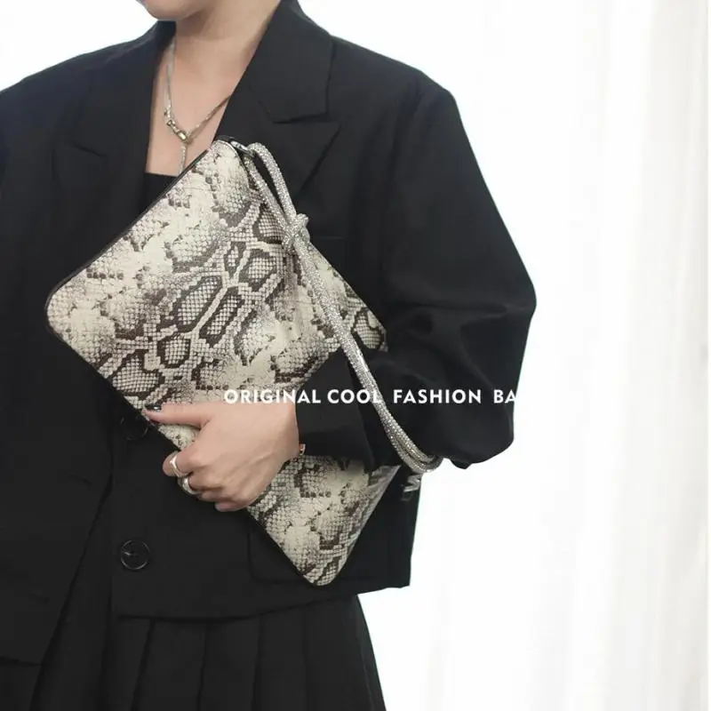 European And American Fashion Top Layer Cowhide Snake Pattern Handbag High Quality Leather Shoulder Bag Sexy Crossbody Bag Women