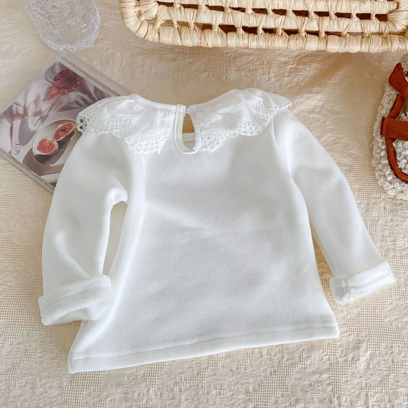 New winter baby clothing, 0-3 year old girl long sleeved T-shirt with large lace collar, plush and thick base shirt top