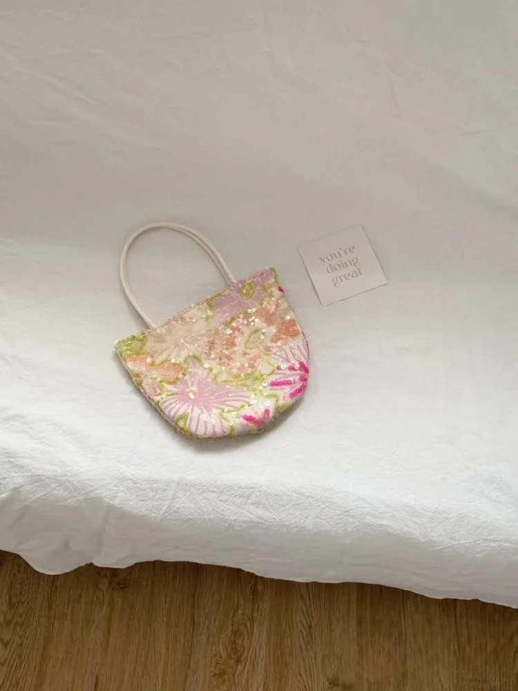 

2025 New Spring Day Bag Women's Flower Embroidered Sequin Handbag Casual Versatile Fresh Single Shoulder Cross Shoulder Bag