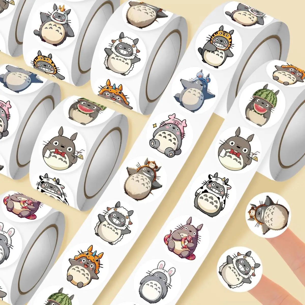 500 Stück/Rolle Niedliche Totoro-Aufkleber Vinyl Anime-Siegelsticker Dekoration DIY PVC Laptop-Aufkleber Graffiti-Sticker Belohnungsgeschenk Spielzeug – Detail 4
