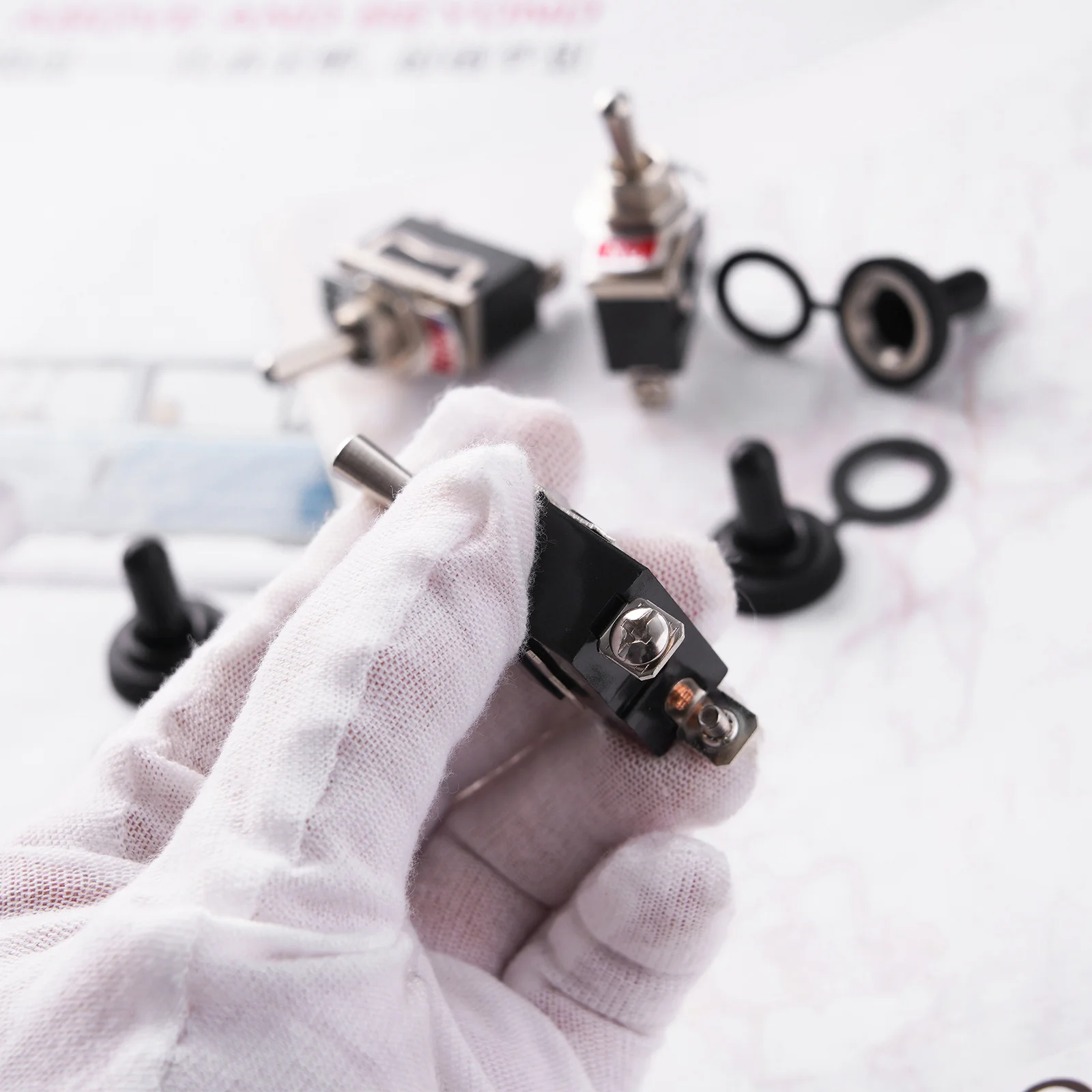 15A 250V 20A 125V ON/OFF SPST 2Pin Heavy Duty Rocker Switch Auto Car Boat Rocker Toggle Switch dengan Waterproof Boot Cap Cover