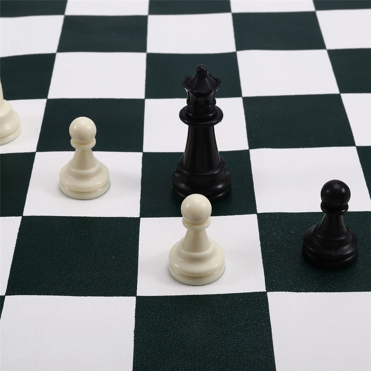 【السعر الساخن】لوح فلنلت من الجلد الناعم للشطرنج، محمول ومريح، رقعة شطرنج جلدية للترفيه في الهواء الطلق، لعبة شطرنج