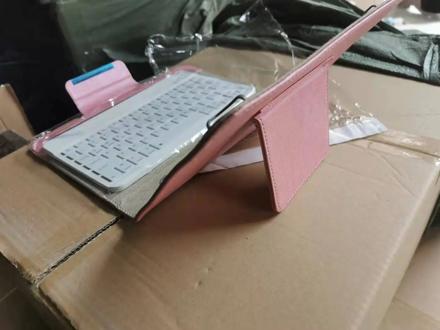 USB Trending portátil 7 "mini teclado inalámbrico Funda de cuero para tableta soporte Pc cubierta de teclado para juegos