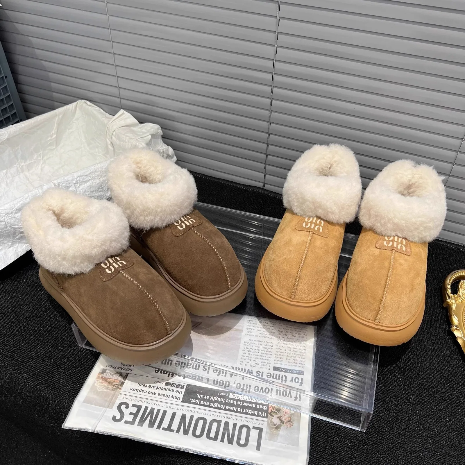 

Thickened Fleece Lined Snow Boots Women's Winter New Style Anti-slip Thick Bottom Bread Shoe Cotton Shoe Fur Boot Casual Shor...