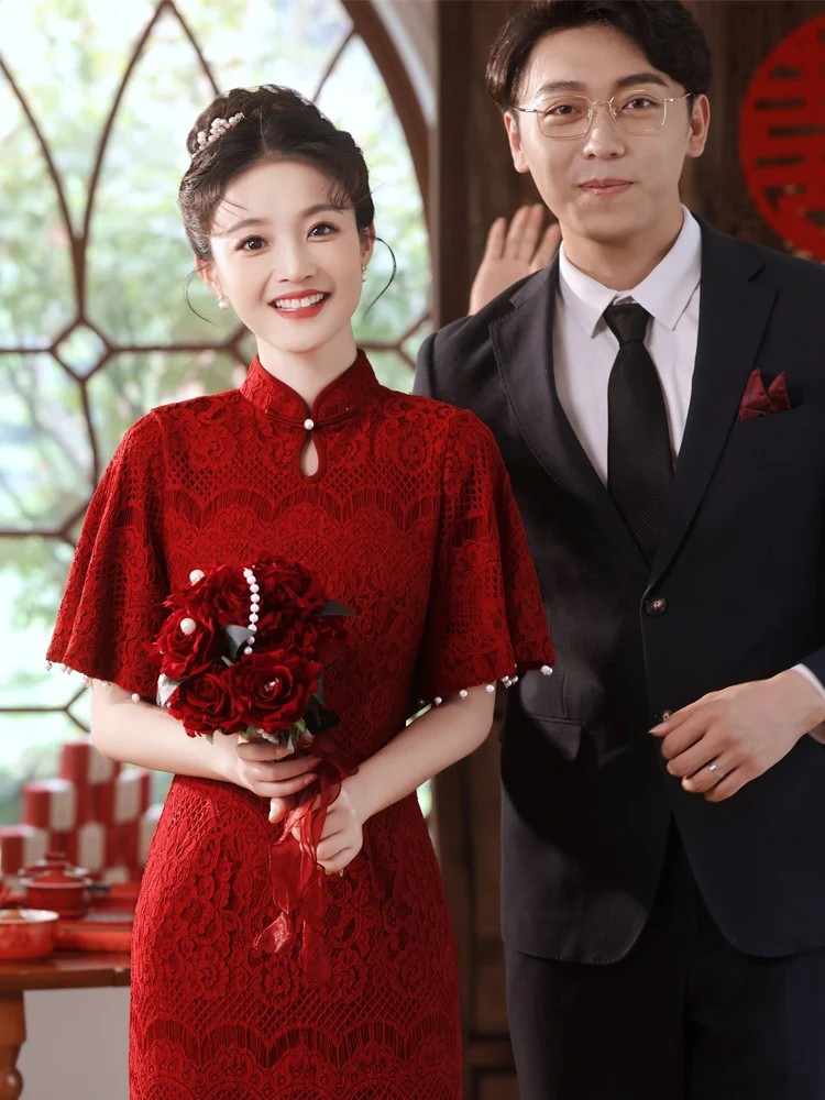 

Lace Wedding Dr Chinese Sle ort Flag Robe Fem Model Bridal Gown Low Slit ort Sve Polyester Fiber