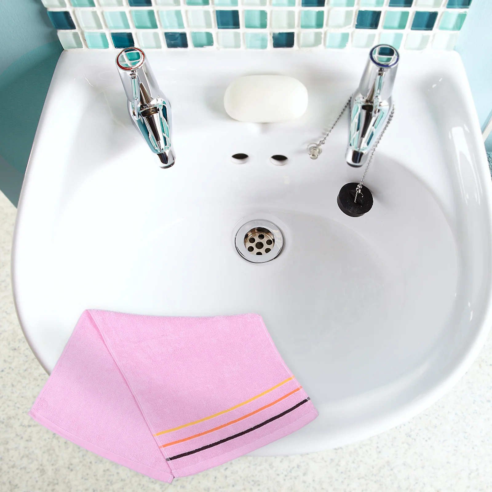

3Pcs Cotton Jacquard Towels Soft Absorbent Bathroom Hand Face Washcloths Elegant Design Moisture Wicking Daily Use