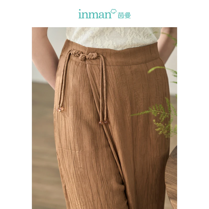 INMAN Women Pants 2023 Autumn Elastic Waist Straight Loose Wide-leg Trousers Disc Buckle Pleated Design Coffee Culottes