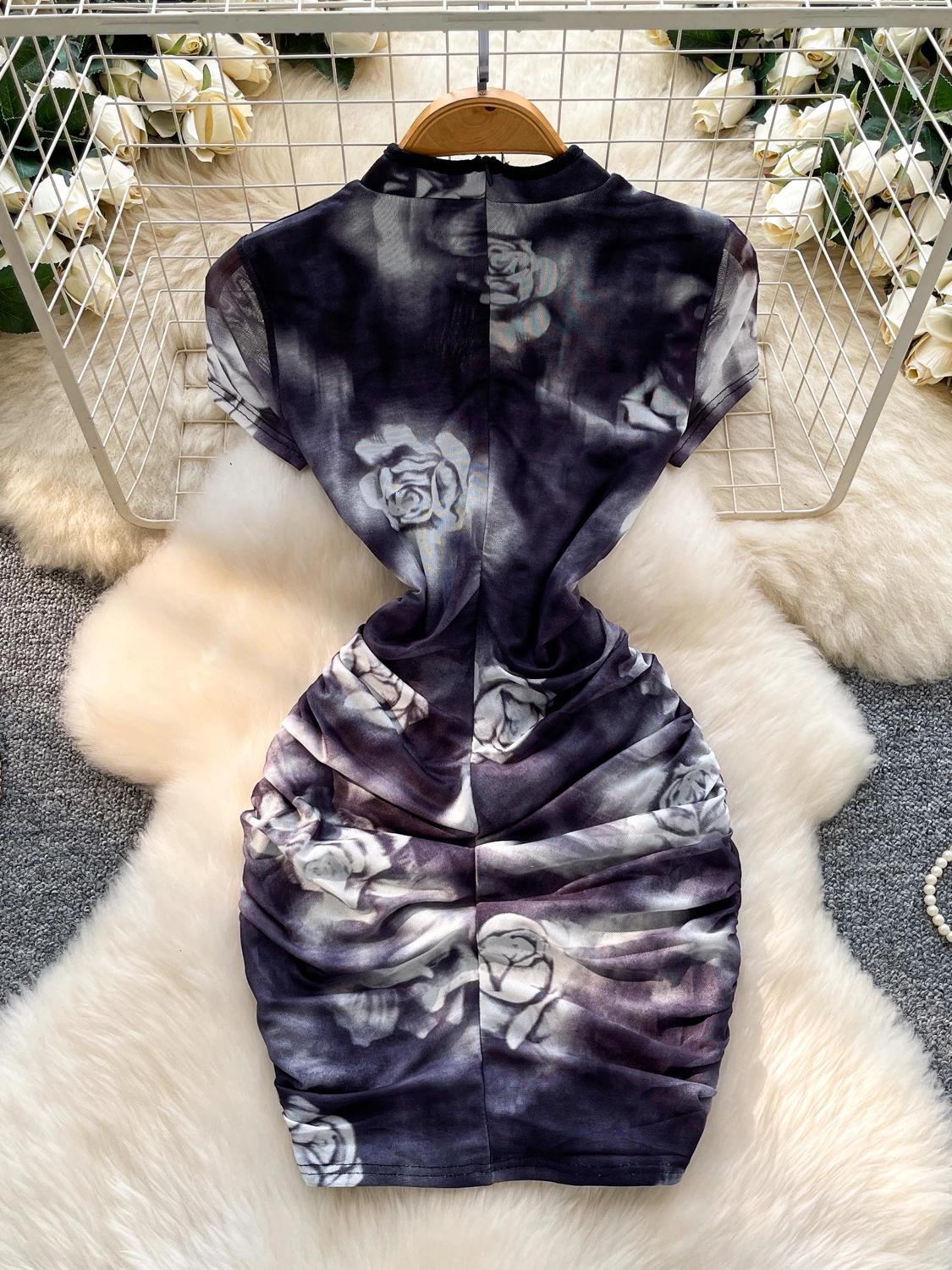 Retro chiński design, ażurowy wzór, nadruk ort Sve, plisowany, wyszczuplający, damski, do pracy, dopasowany krój, linia A.