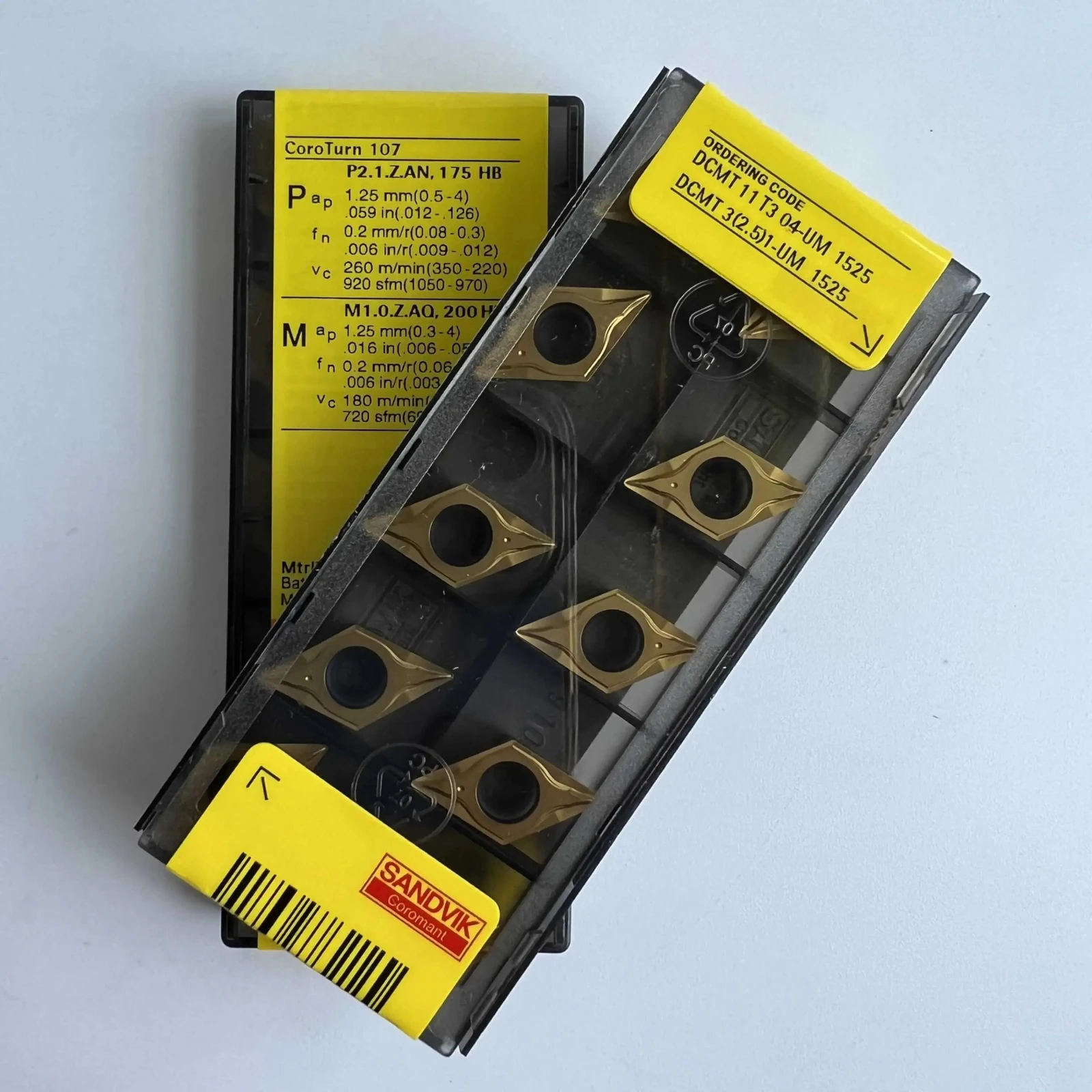 

DCMT11T304-UM 1525 /Original genuine CNC alloy blade 10 PCS