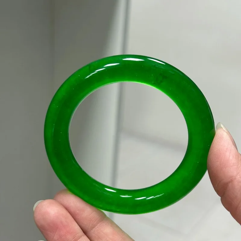 

Classic Retro High-ice Green Bracelet, Suitable for Daily Wear and Accessories