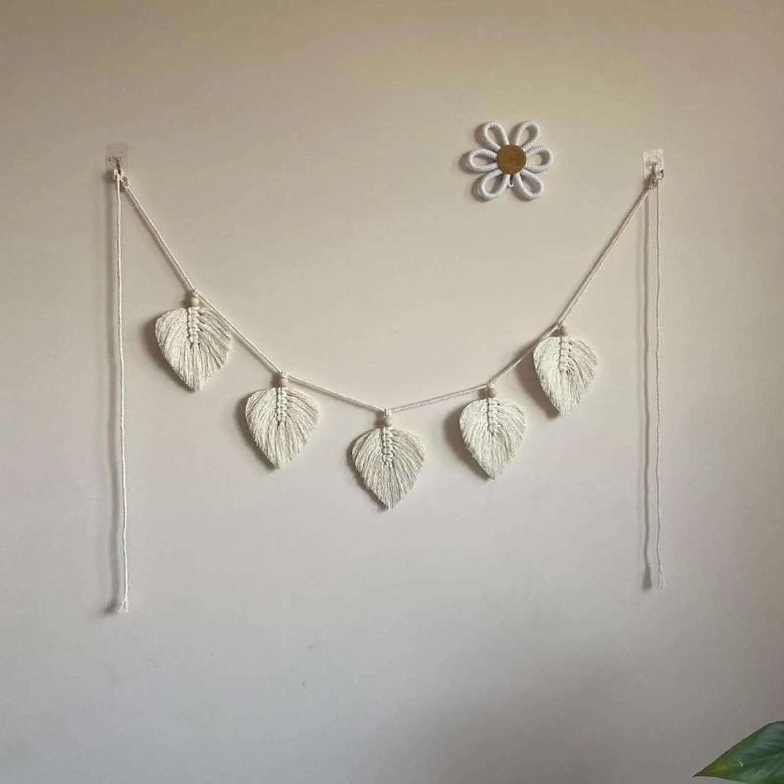 نسيج على الحائط من Macrame مصنوع يدويًا لحفلات أعياد الميلاد في الحمام #4