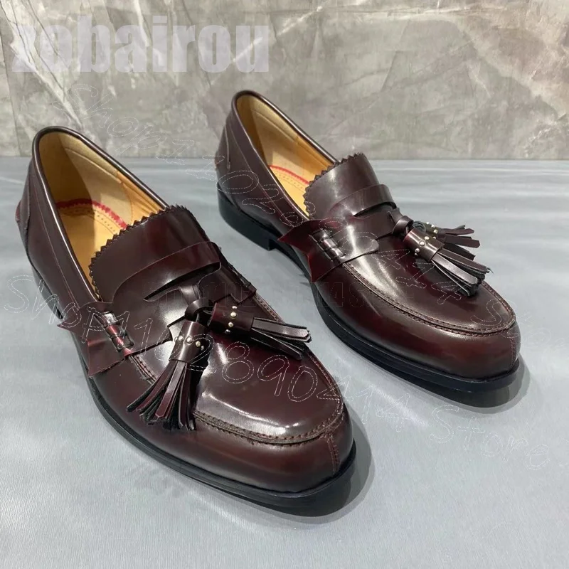 

Brown Sewing Design Tassels Decor Penny Loafers Fashion Slip On Men Shoes Luxury Handmade Party Banquet Dating Men Casual Shoes