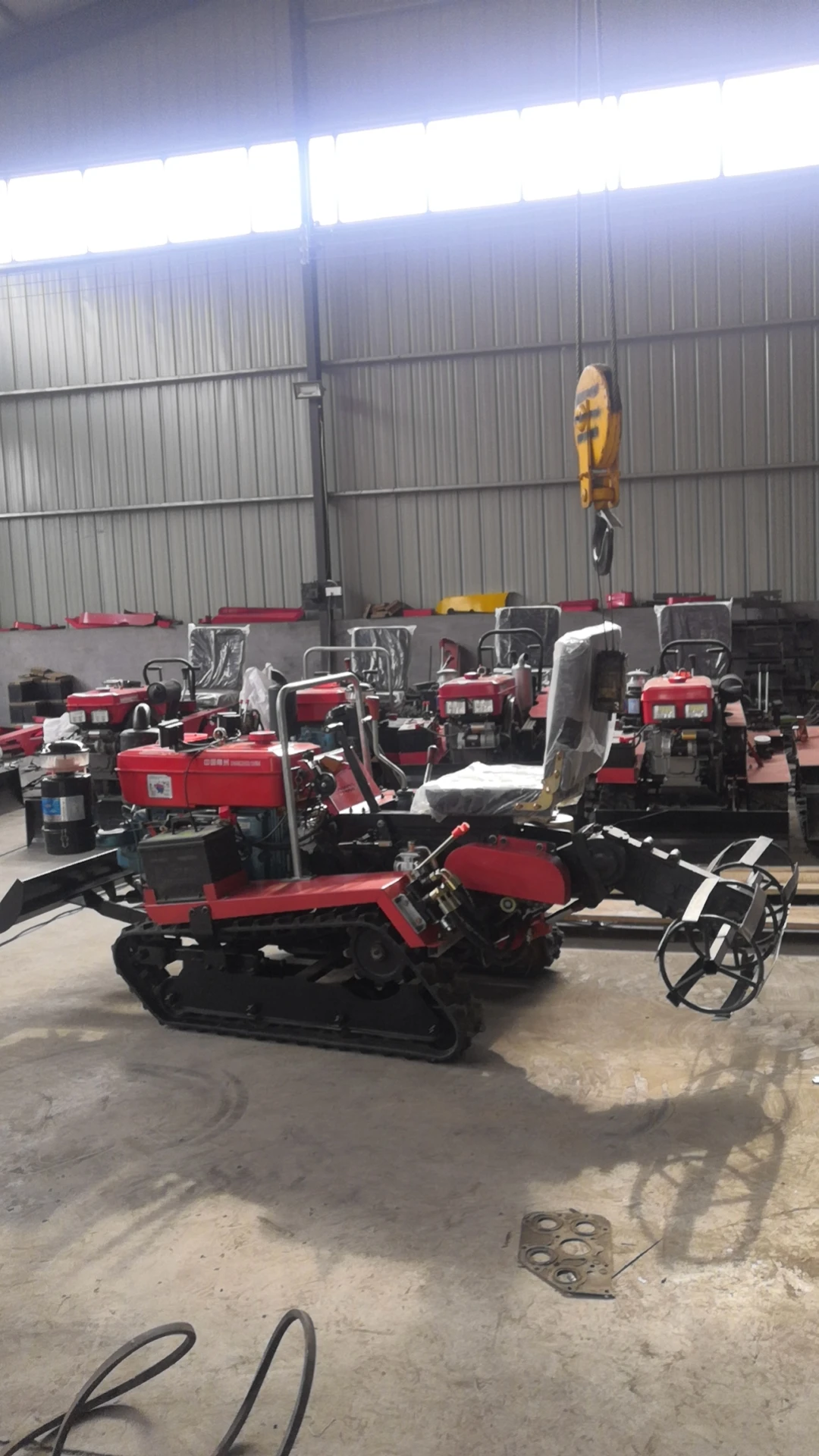 Authoritative Certification China Factory Production Custom-made Options Crawler Agricultural Tillage 35 Horsepower Micro Tiller