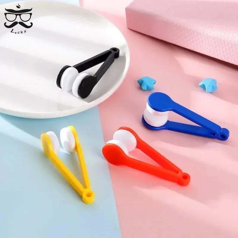 New Creative Two-side Glasses Brush Soft Microfiber Spectacles Cleaner Glasses Cleaner Rub Eyeglass Cleaning Brush Wiping Tool