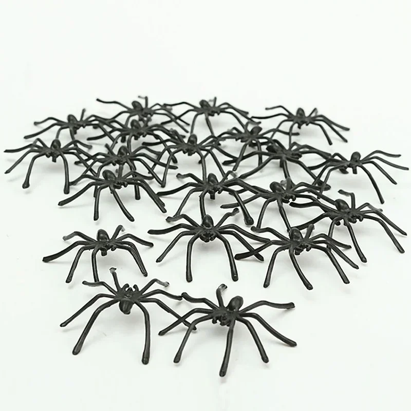 10Pcs Party DIY Decoration Halloween Luminous Rubber Fake Spider Plastic Figure Prank Funny Toy Home Halloween Party Decor Gift