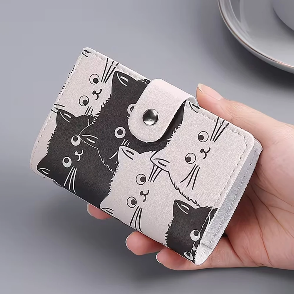 Black and White Cat Cute Cartoon Anime Card Holder, Women's Mini Ultra-Thin Portable Large-Capacity Card Holder, Student-Specific Anti-Degaussing Card Holder