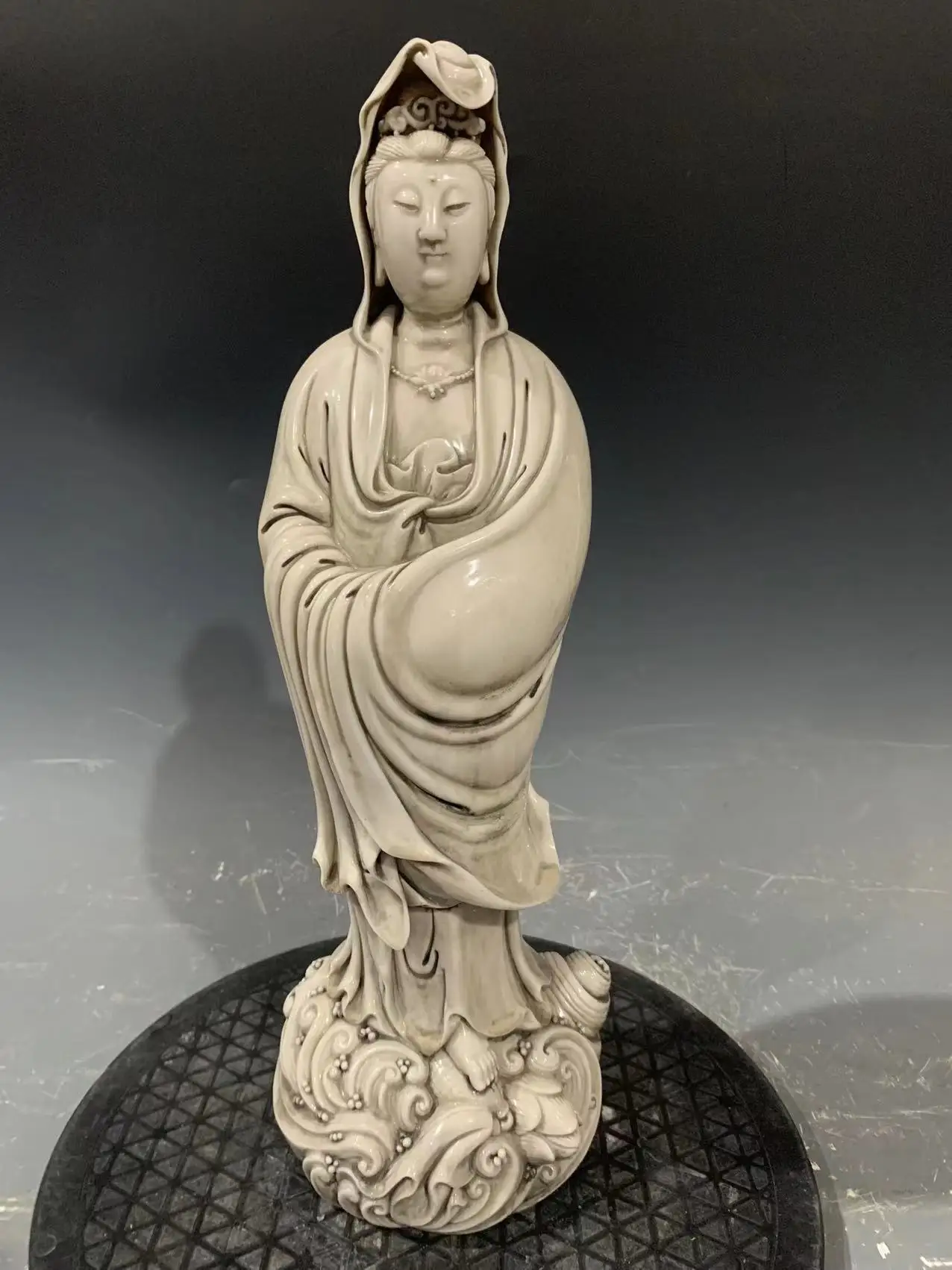 Antique QingDynasty Dehua porcelain fine statue of Guanyin,#07，with mark,Hand-carved crafts,Decoration,Collection&Adornment