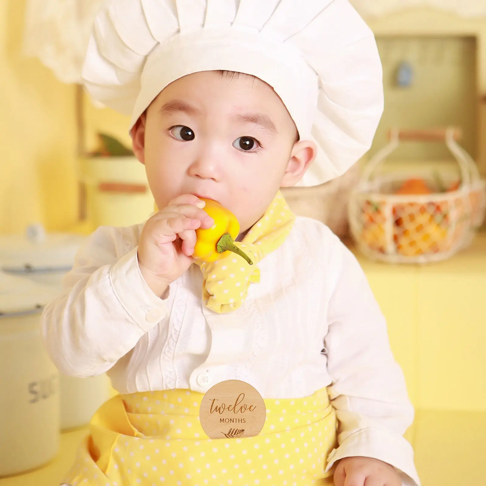 

12Pcs Growth Wooden Cards Double Sided Monthly Discs Memory Recording Wood Cards