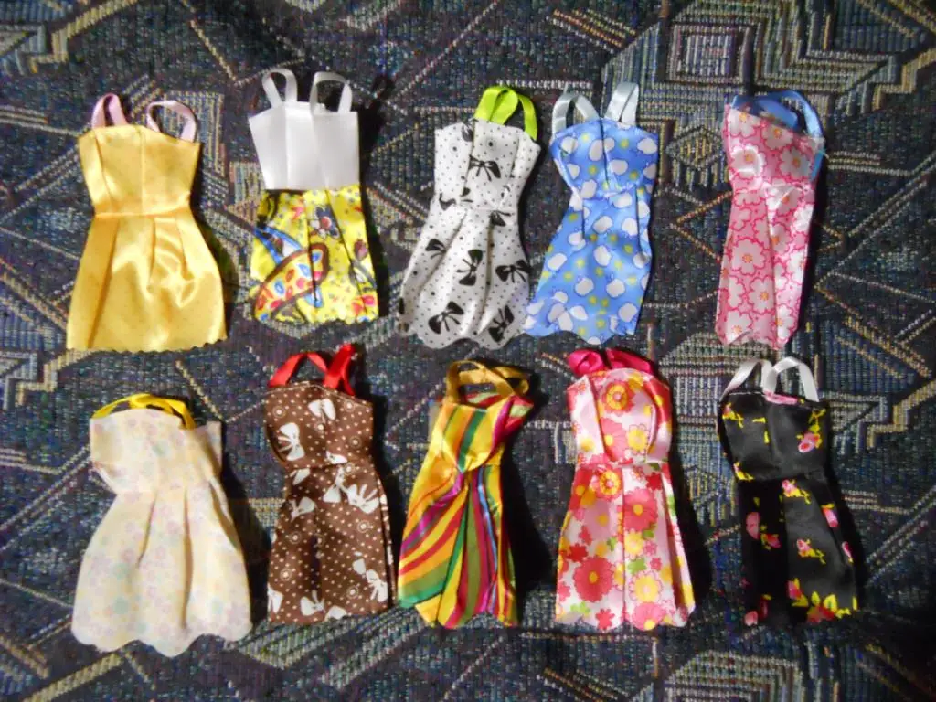 10 Sets Mixed Style Mini Dress Colorful Summer Sleeveless Dollhouse Accessories Clothes for Barbie Doll Lovely Girl Toy Lot