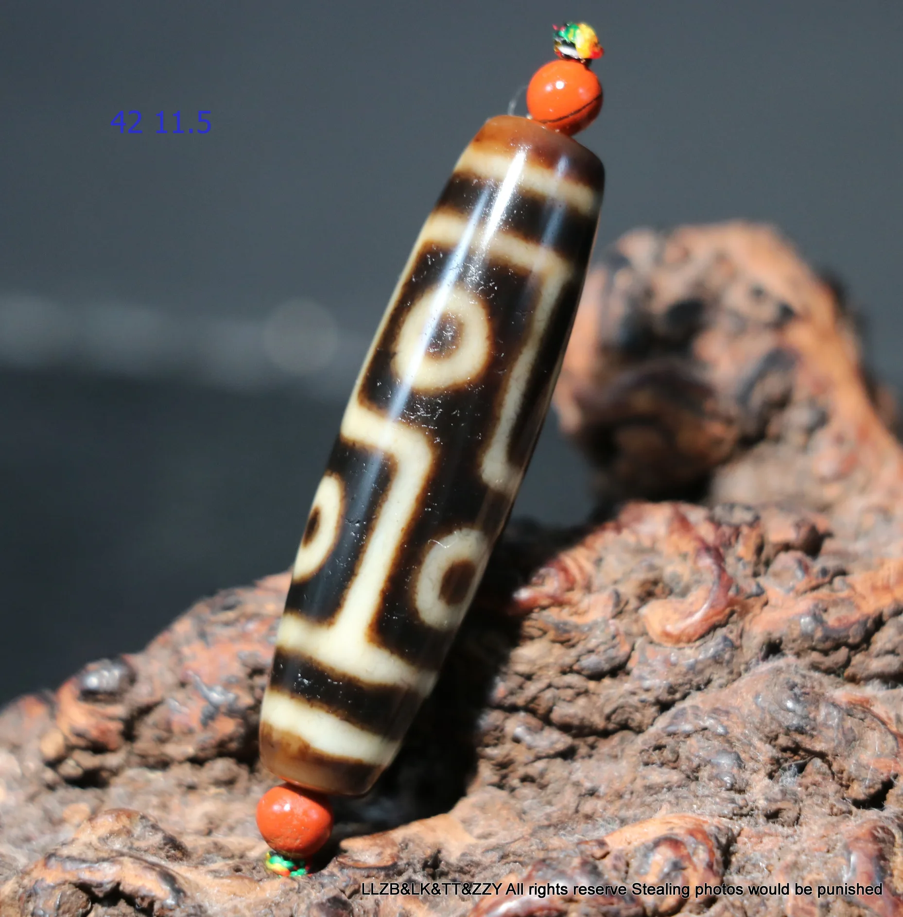 

Energy Tibetan Old Oily Agate Ivory Color 6 Eye Healthy Symbol dZi Bead Amulet LKbrother Sauces Top Quality UPD1201F