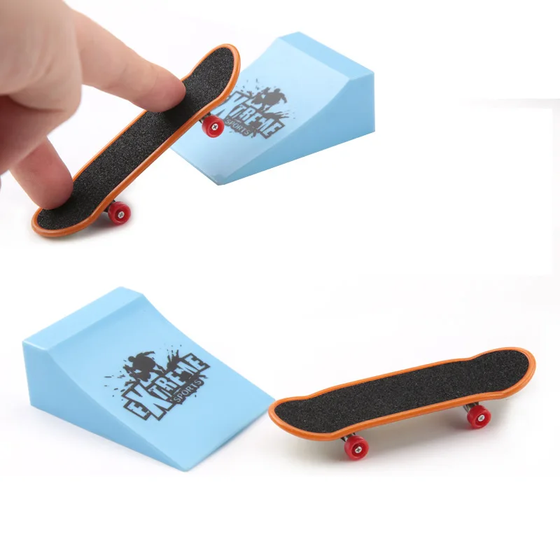 novo-e-exclusivo-conjunto-de-brinquedos-infantis-cenario-de-rampa-para-skate-de-dedo-e-plataforma-para-skate-de-dedo