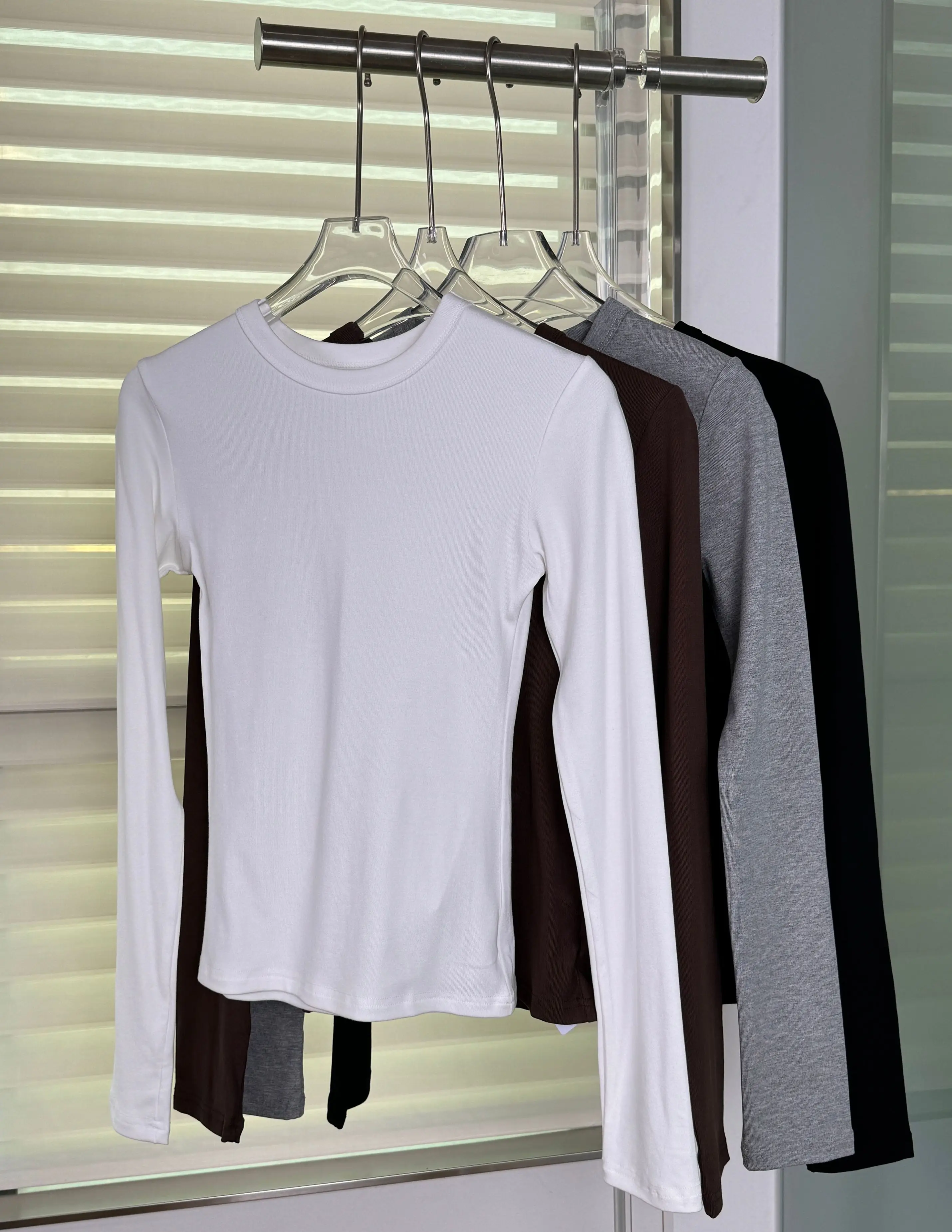 C-GEM-American Spicy Girl 모달 긴팔 티셔츠 - 레귤러 숄더, 피부 친화적, 슬림핏 가을 겨울 레이어링 탑