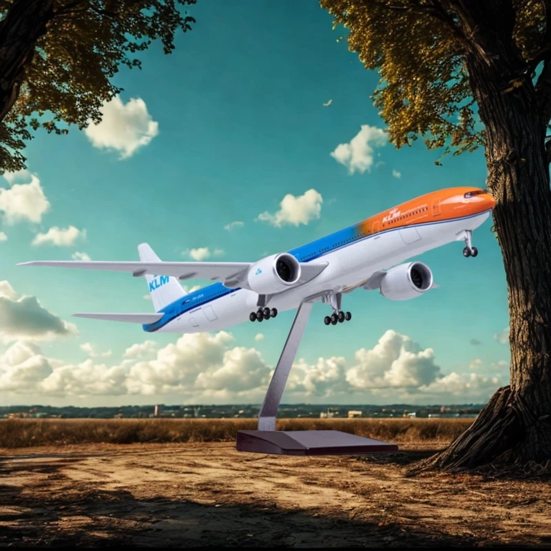 47CM Scale Large Model Airplane Holland KLM B777 Plane Models Diecast Airplanes with LED Light Collectible Miniatures Gift