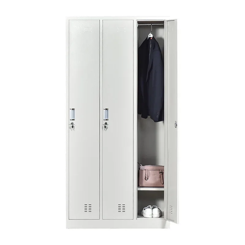 

Iron belt lock, staff storage locker, gym, bathroom, change deposit box.