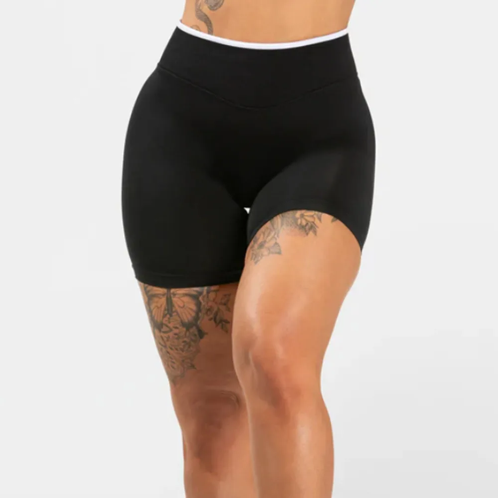 Pantaloncini da yoga attillati traspiranti senza cuciture da donna Fitness Corsa a tre punti Nuovi pantaloni da yoga attillati sportivi color pesca