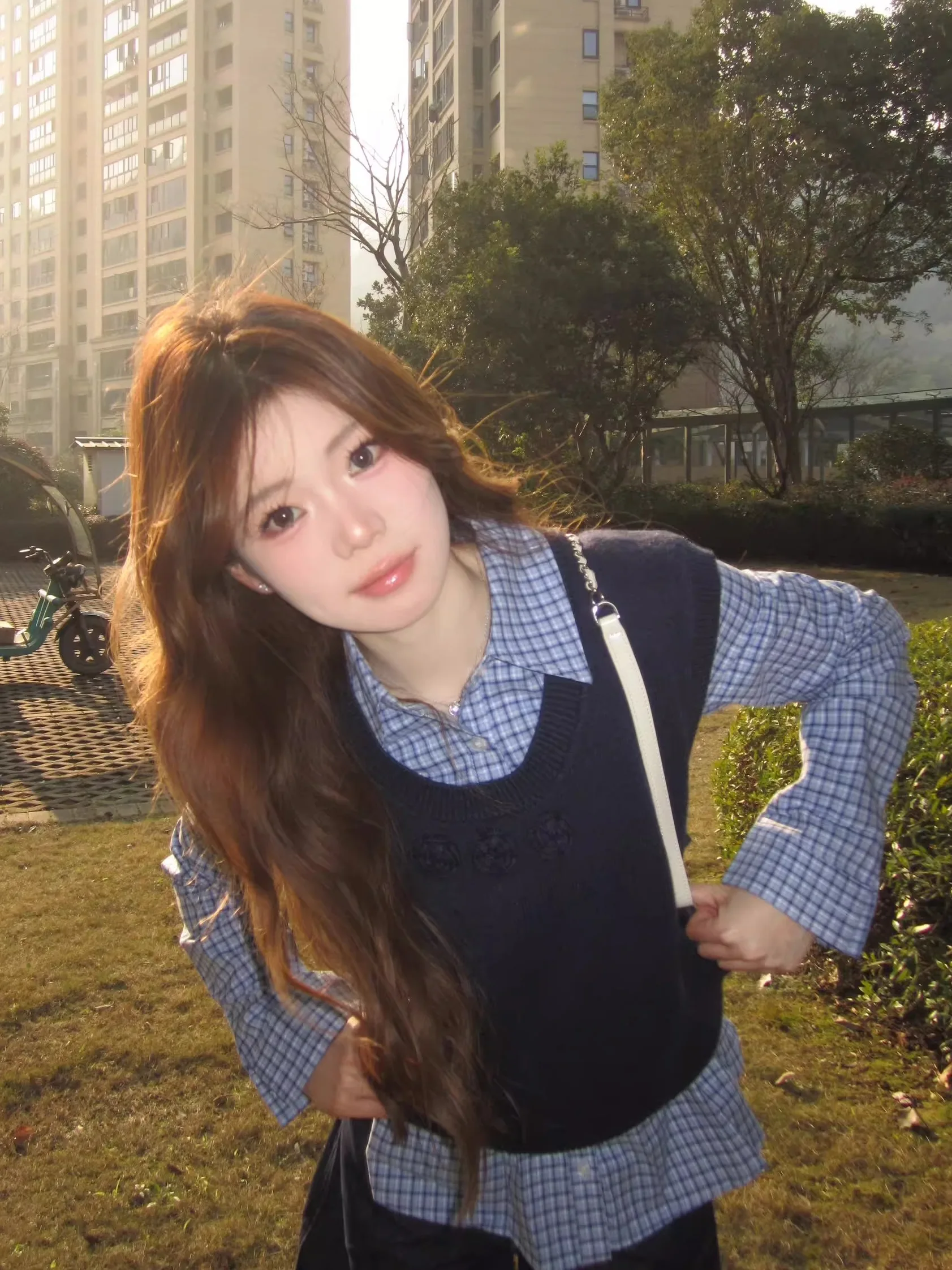 

Женский вязаный жилет для колледжа, топ с 3D цветочным дизайном, ранняя осень, винтажный синий клетчатый комплект из двух предметов, дышащий