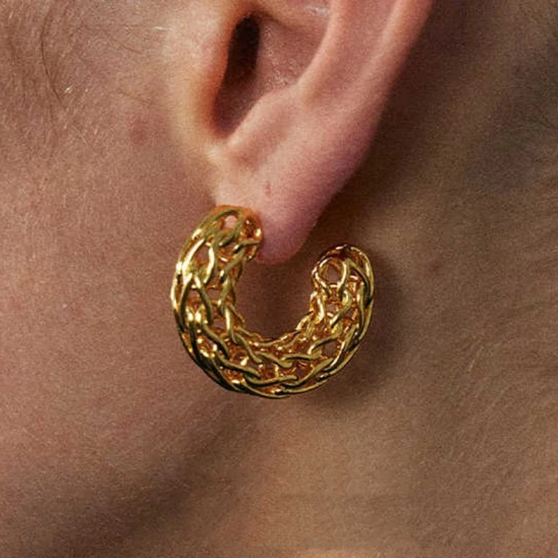 

Europe American Gold Silver C Shaped Hollow Earrings Woman Top Quality Fashion Design Jewelry Accessories Trend