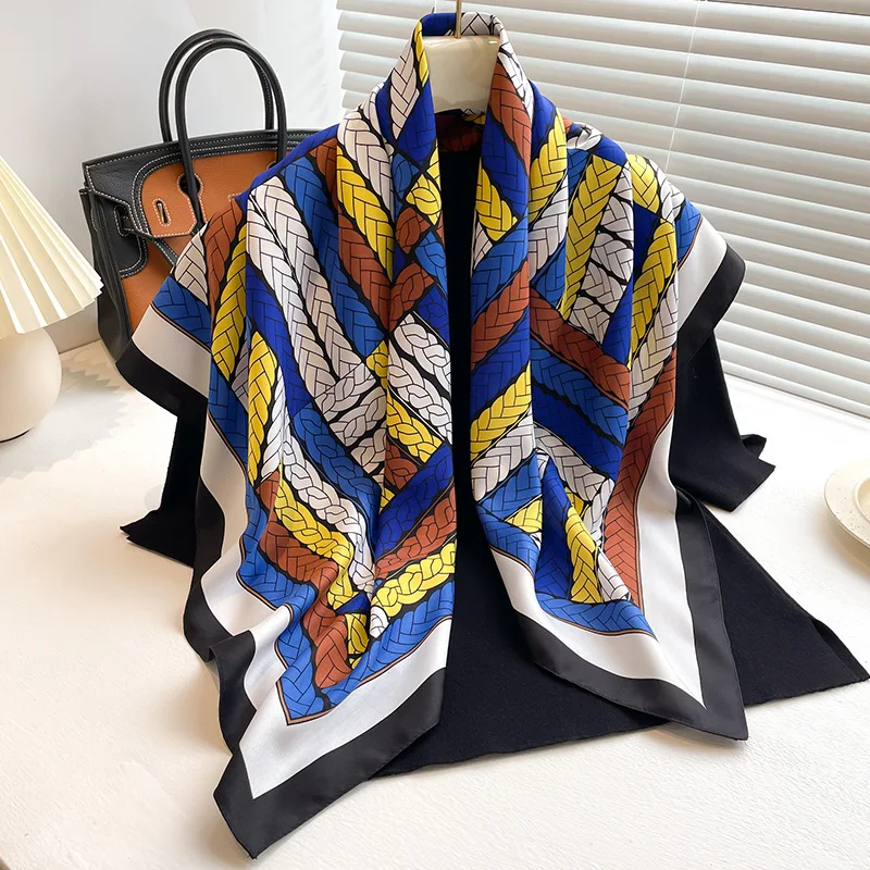 90*90cm Abstrakt bedruckter quadratischer Schal für Damen, große Seidenschals, Bandanas, luxuriöser Strand-Schal, eleganter Reise-Hijab für Frauen