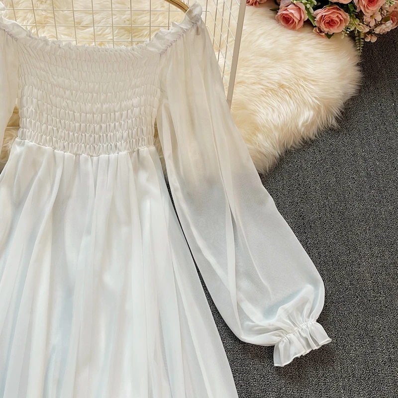 Nuove donne primavera autunno eleganti abiti da festa manica a sbuffo Slash Neck Off spalla Smocked abiti in Chiffon bianco