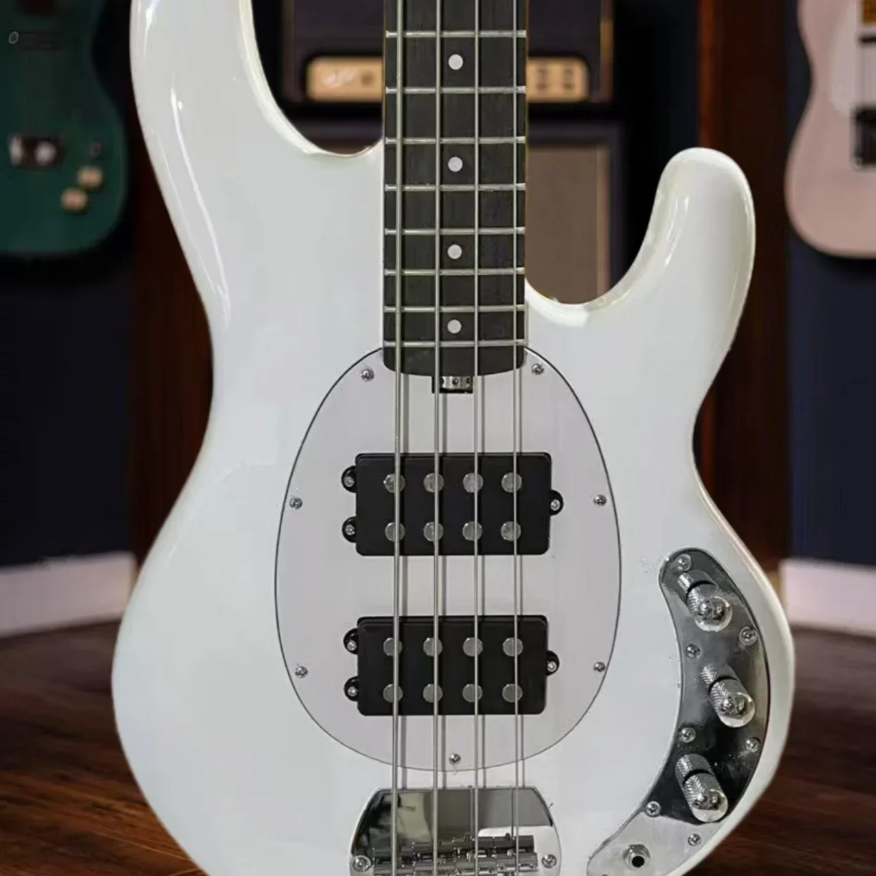 

Free Shipping Electric Guitar Custom White Bass 4 Strings with Two Pickups White Pickguard with Upgrade Accessories 21 Tone