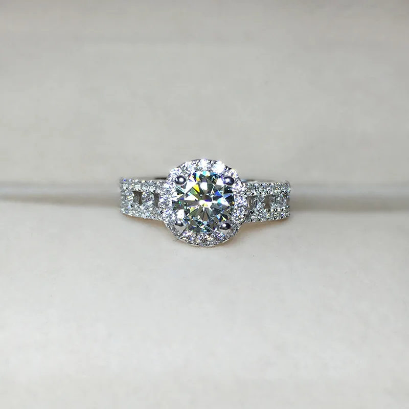 Women S925 Sterling Silver Wedding Ring With 1 Carat Moissanite Diamond Eight Hearts Eight Arrows Open Hollow Design