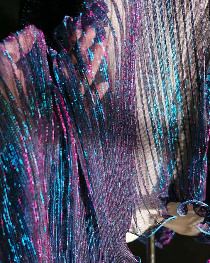 Tela de 1 yarda con pliegues de organza láser, suave y fluida, con bordes ondulados grandes para ropa, telas para diseñadores de disfraces de escenario
