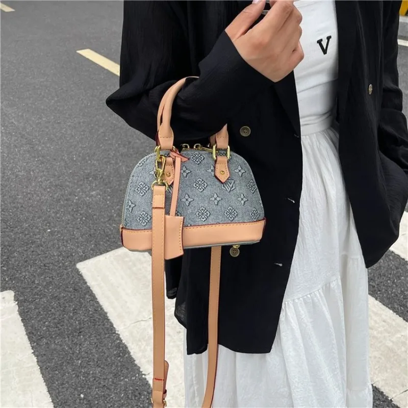 

Stylish Pilgrimage Journey Bag For Women Spiritual Travel Crossbody For Sacred Sites And Reflection