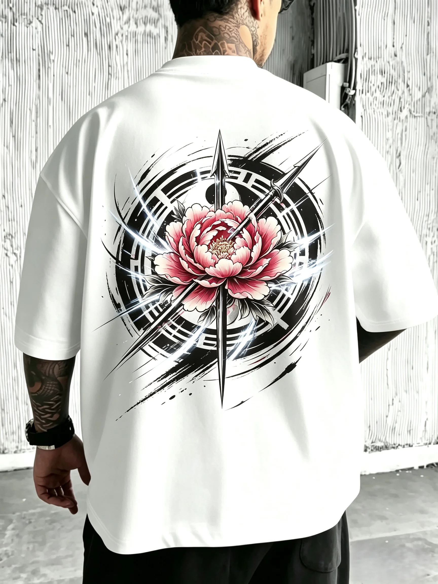 Unisex Oversized T‑Shirt Bagua Peony Flower Dual Spears Splash Ink Brush Oriental Back Print Hip Hop Streetwear Short Sleeve Tee Men Women