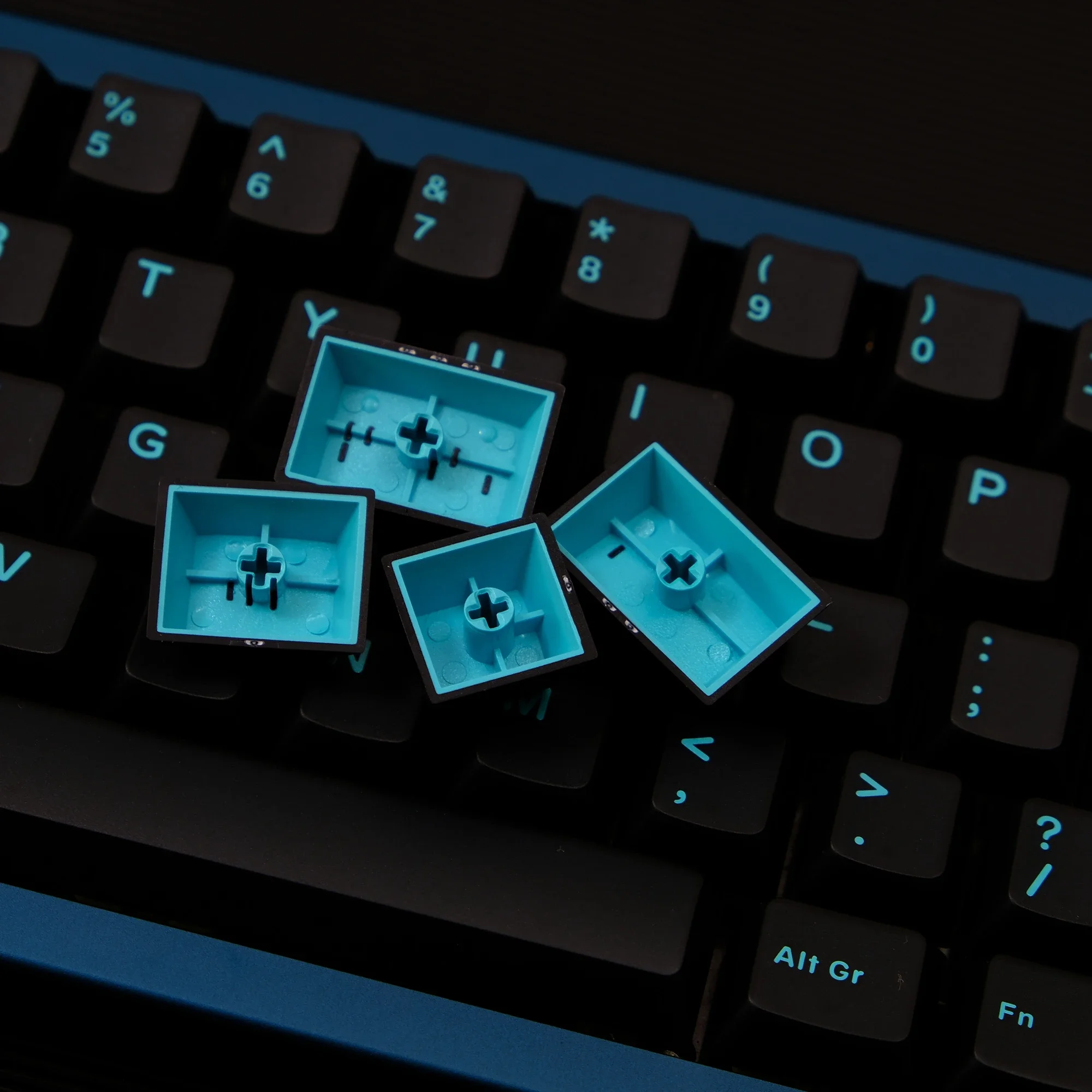 

114 Keys Aifei GMK Clone Keycaps Blue ABS Double Shot Cherry Profile Translucent for 61 64 68 75 87 Mechanical Keyboard AULA F75