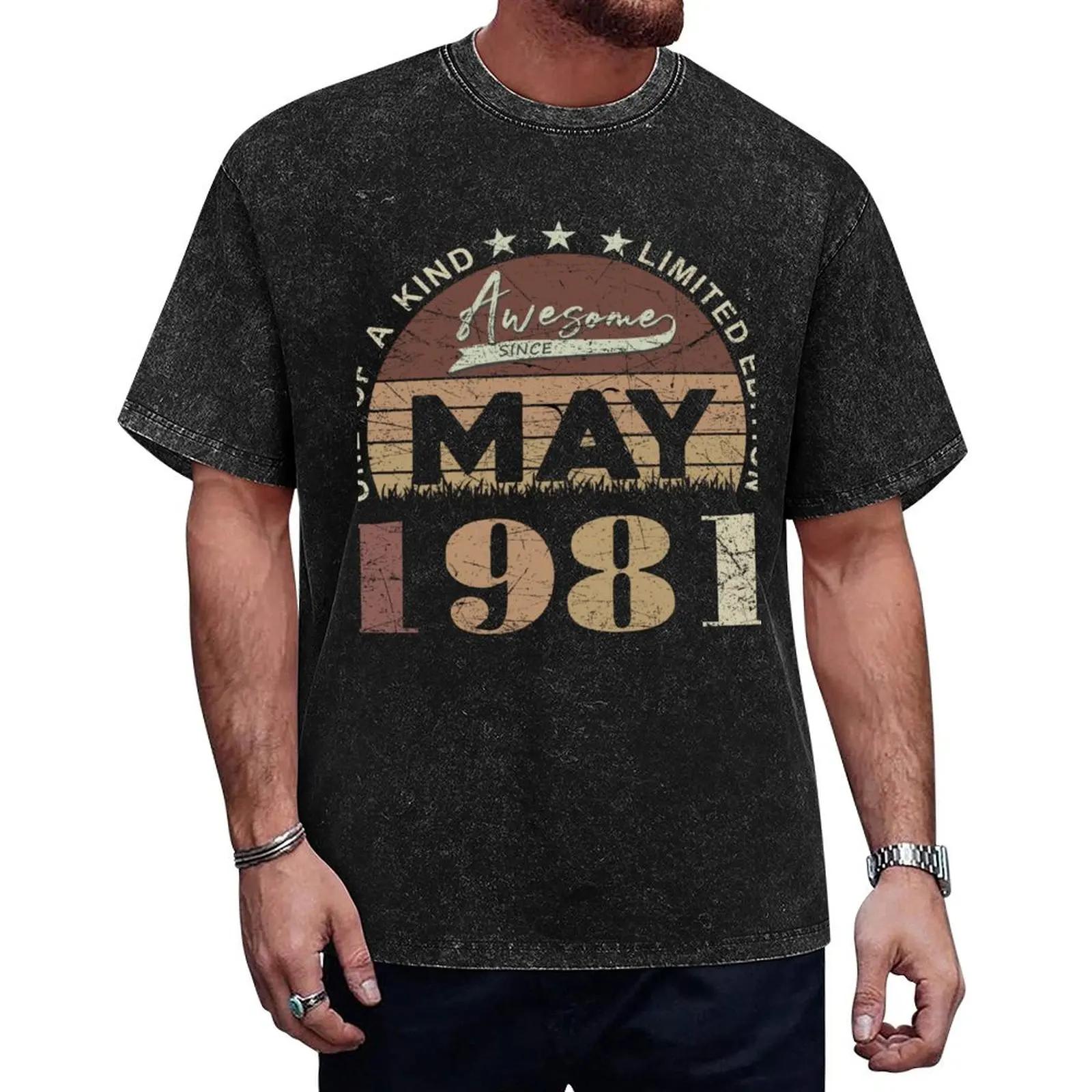 

40 Year Old May 1981 Limited Edition 40th Birthday T-Shirt heavyweights shirts graphic mens t shirts casual stylish