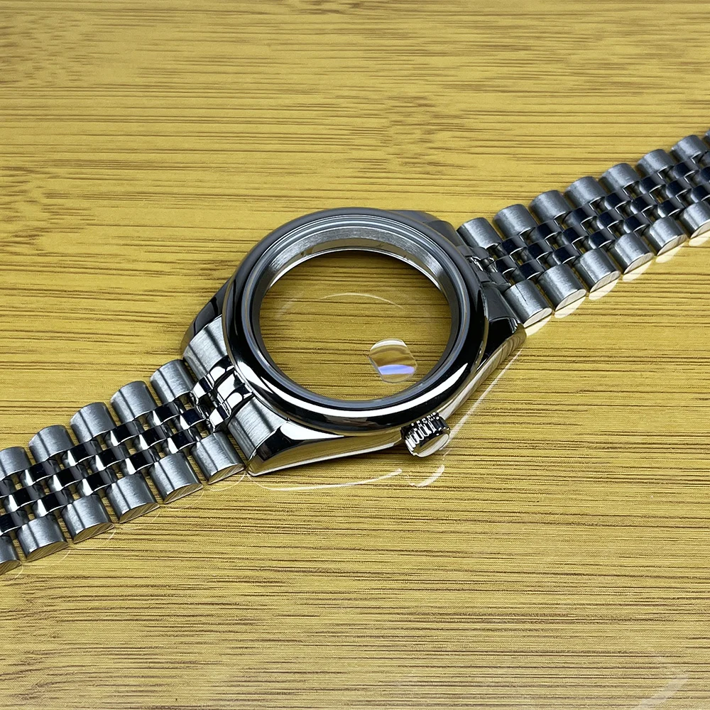 ساعة من الفولاذ المقاوم للصدأ 36 ملم/39 ملم، حركة NH35/NH36، زجاج ياقوتي مقاوم للماء، قرص 28.5 ملم، نافذة التاريخ، علبة