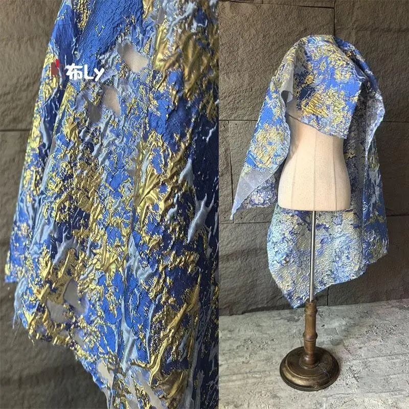 

Blue gold texture relief three-dimensional jacquard fabric gilt brocade flash high-end light jacket Hanfu designer fabric