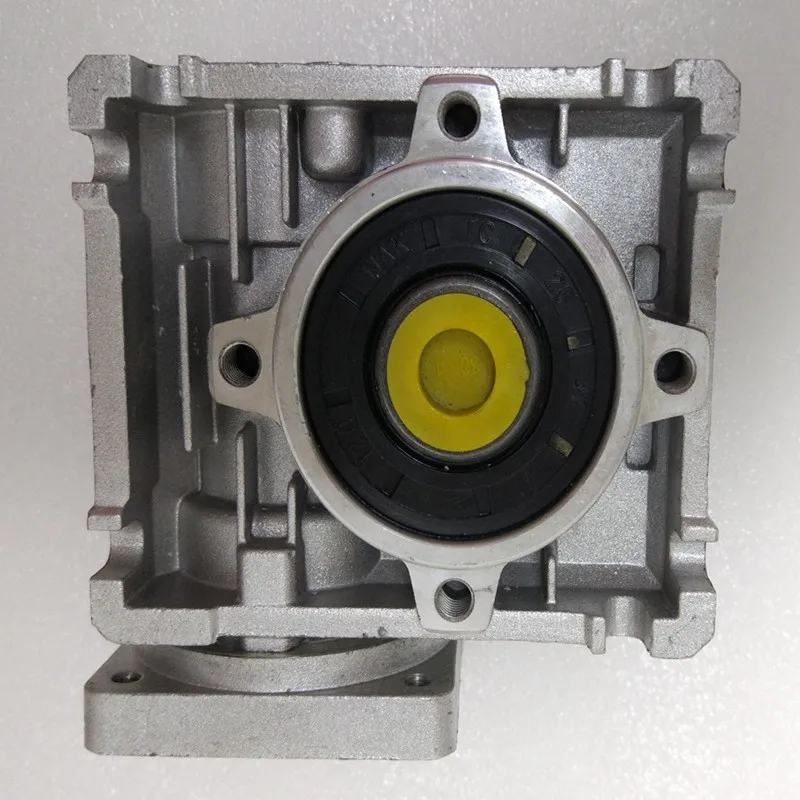 

NMRV030 Worm gearbox reducer Reduction ratio 5:1 to 80:1 for 57mm frame NEMA23 stepper motor 11mm shaft diameter