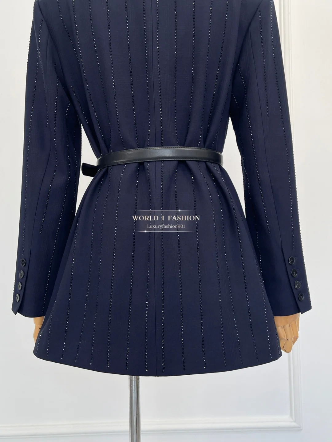 

2025 New Beautiful Black Long Sleeve Striped Diamonds Jacket Tops