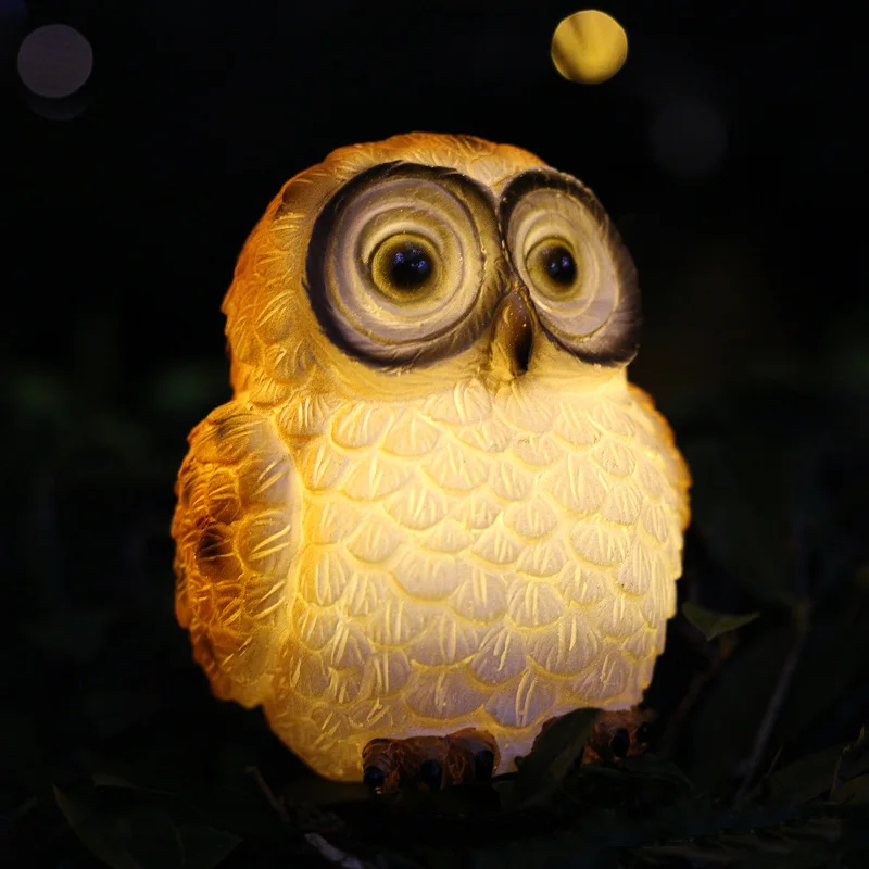 Simpatico gufo all'aperto scultura in resina figurine ciondolo giardino luci solari a LED statua animale sculture per regali da giardino paesaggistico
