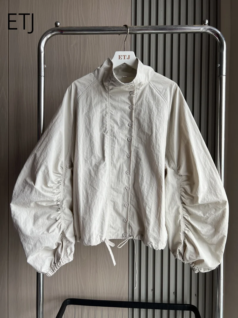 ETJ 2026 Damen Polyester Windbreaker mit Stehkragen, Knopfleiste, Leichtgewicht, Wasserabweisend, Puffärmel, Oversize-Jacke – Detail 12