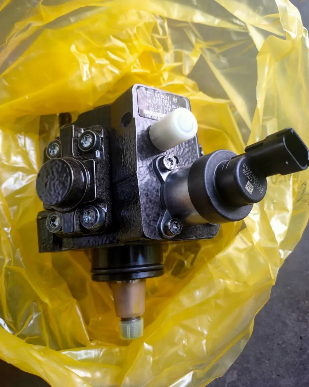 

Топливный насос TLF PC70-8 PC130-8 6271-71-1110 Детали экскаватора