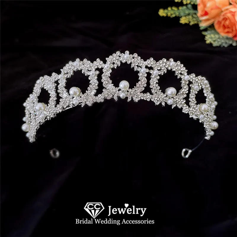 

CC Wedding Crown Women Accessories Bridal Headpiece Engagement Hair Ornaments 100% Handmade Princess Tiaras and Crowns YQ217