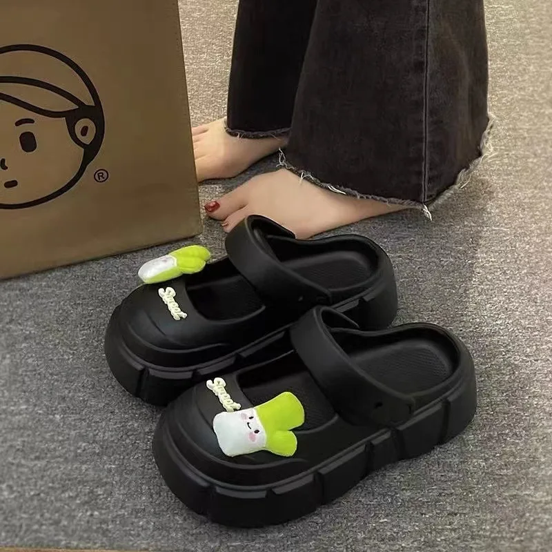 2026 new milk huhu hole shoes female cute bow bag head half slippers stepping on shit sandals view 2